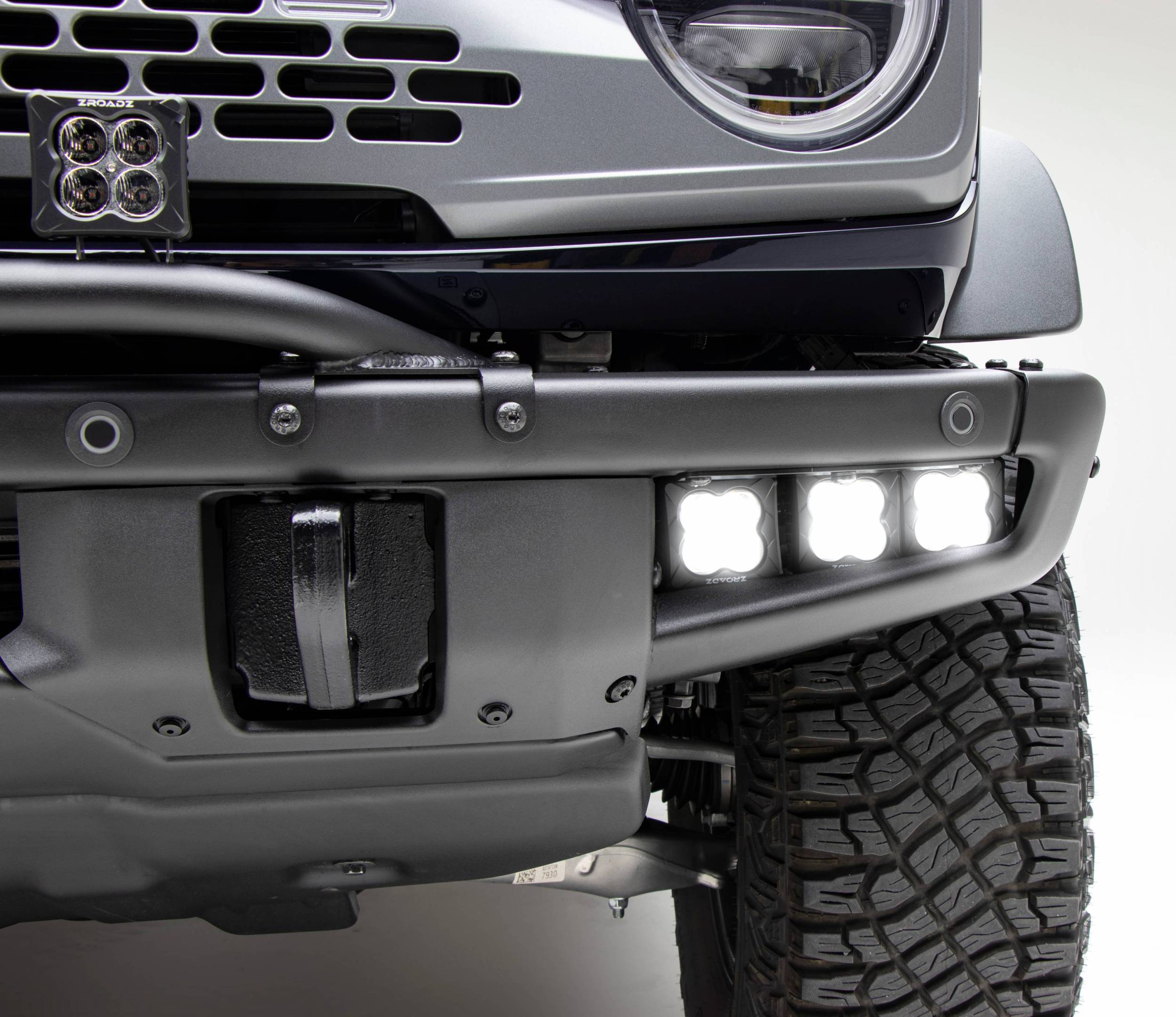 ZROADZ OFF ROAD PRODUCTS - 2021-2023 Ford Bronco Front Bumper Fog LED KIT, Includes (6) 3-Inch ZROADZ White LED Pod Lights - Part # Z325401-KIT