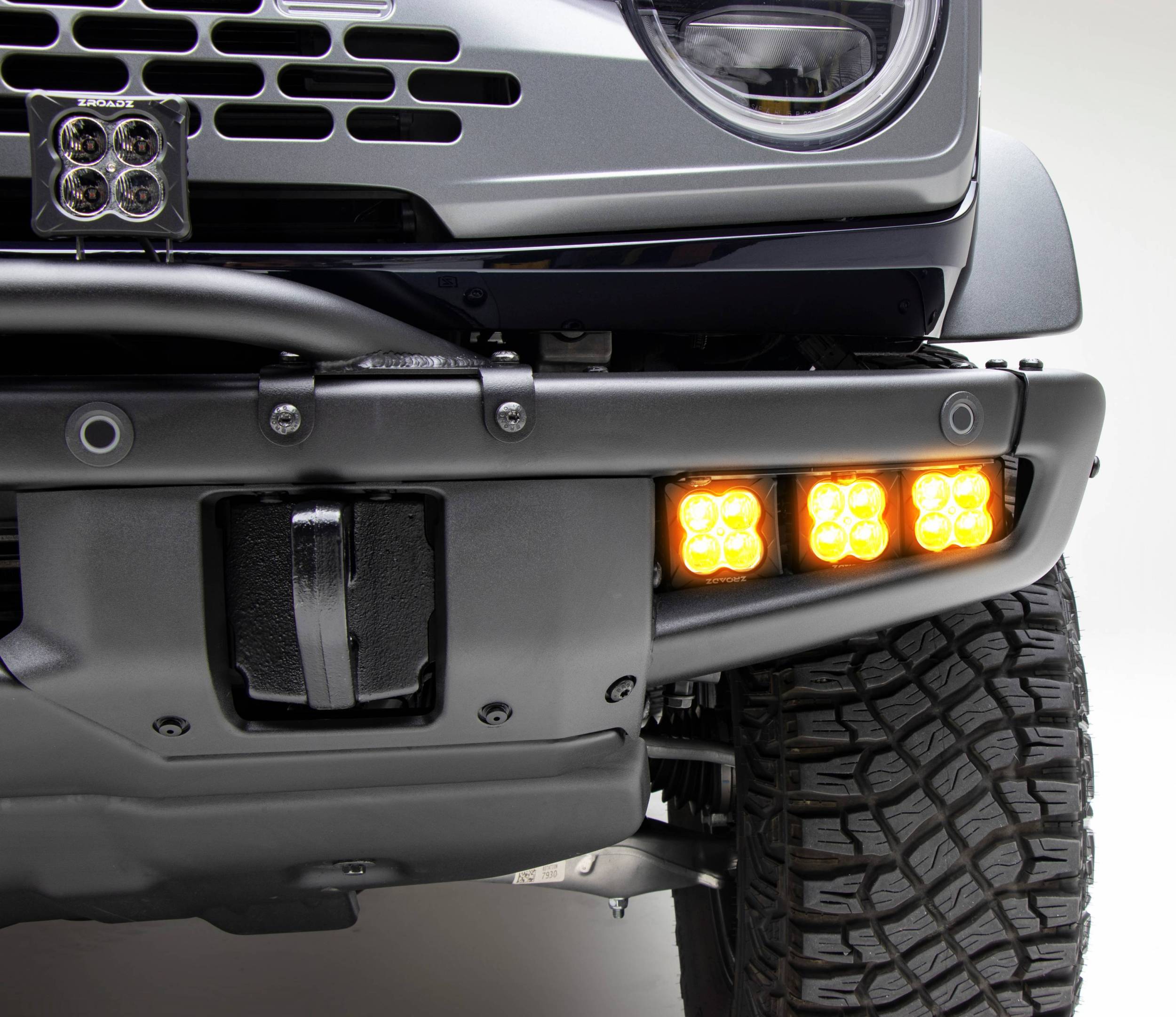 ZROADZ OFF ROAD PRODUCTS - 2021-2023 Ford Bronco Front Bumper Fog LED KIT, Includes (6) 3 inch ZROADZ Amber LED Pod Lights - Part # Z325401-KITA
